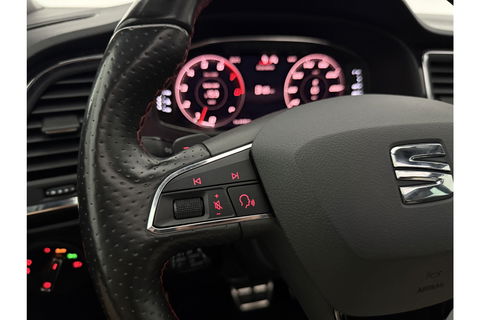 SEAT Ateca 1.5 TSI FR 150PK 360 Camera Pano LED Virtual Trekhaak Sfeer Navi Clima Cruise Carplay 18"LMV