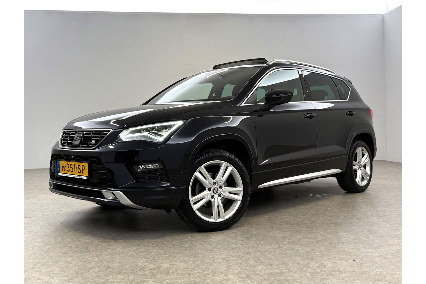 SEAT Ateca 1.5 TSI FR 150PK 360 Camera Pano LED Virtual Trekhaak Sfeer Navi Clima Cruise Carplay 18"LMV