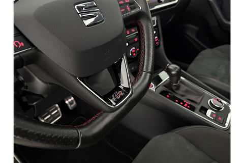 SEAT Ateca 1.5 TSI FR 150PK 360 Camera Pano LED Virtual Trekhaak Sfeer Navi Clima Cruise Carplay 18"LMV