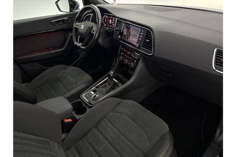 SEAT Ateca 1.5 TSI FR 150PK 360 Camera Pano LED Virtual Trekhaak Sfeer Navi Clima Cruise Carplay 18"LMV