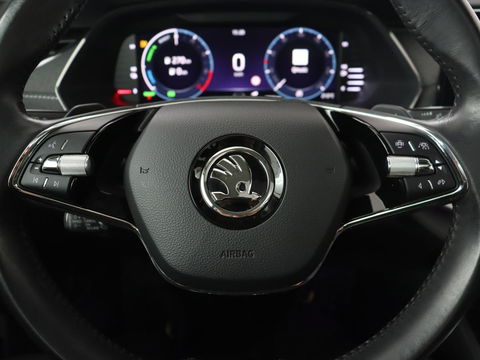 Škoda Octavia 1.4 TSI iV PHEV Edition Plus | Panoramadak | Stoelverwarming | Head-Up | Adaptive cruise | Camera | Virtual Cockpit | Canton Sound