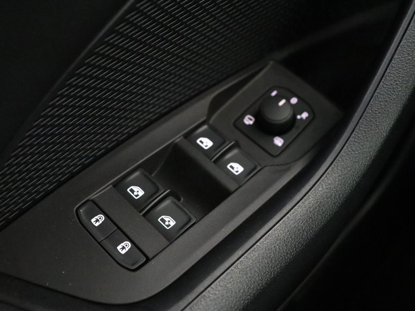 Škoda Octavia 1.4 TSI iV PHEV Edition Plus | Panoramadak | Stoelverwarming | Head-Up | Adaptive cruise | Camera | Virtual Cockpit | Canton Sound