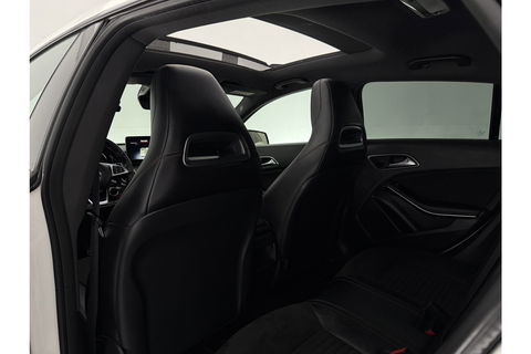 Mercedes-Benz CLA-Klasse 200 AMG Pano LED Sfeerverlichting Navi Carplay Cruise PDC 19"LMV