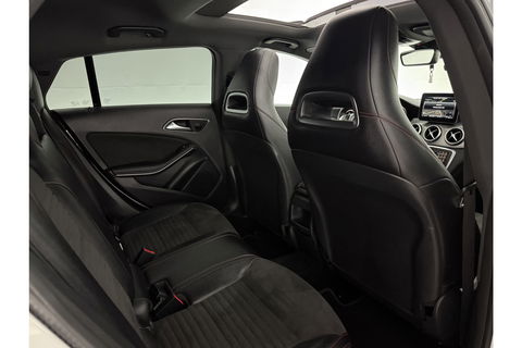 Mercedes-Benz CLA-Klasse 200 AMG Pano LED Sfeerverlichting Navi Carplay Cruise PDC 19"LMV