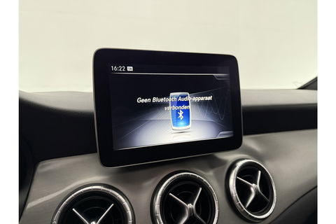 Mercedes-Benz CLA-Klasse 200 AMG Pano LED Sfeerverlichting Navi Carplay Cruise PDC 19"LMV