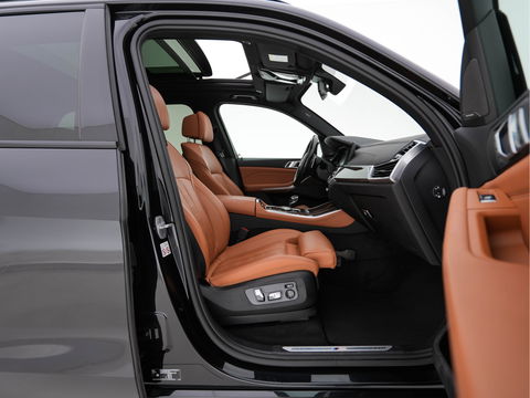 BMW X5 xDrive45e High Executive Aut. (INCL.BTW) *PANO | FULL-LEATHER | FULL-LED | ADAPTIVE-CRUISE | HARMAN/KARDON | BLIND-SPOT | MEMORY-PACK |  NAVI-FULLMAP | AMBIENT-LIGHT | COMFORT/HEATED-SEATS | 20''ALU*
