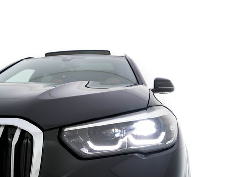 BMW X5 xDrive45e High Executive Aut. (INCL.BTW) *PANO | FULL-LEATHER | FULL-LED | ADAPTIVE-CRUISE | HARMAN/KARDON | BLIND-SPOT | MEMORY-PACK |  NAVI-FULLMAP | AMBIENT-LIGHT | COMFORT/HEATED-SEATS | 20''ALU*