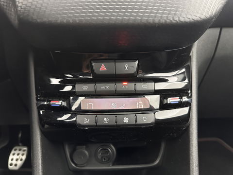 Peugeot 208 1.6 BlueHDi GT-line *PANO | 1/LEATHER | JBL-SOUND | SPORT-SEATS | NAVI-FULLMAP | CAMERA | DAB+ | 17''ALU*