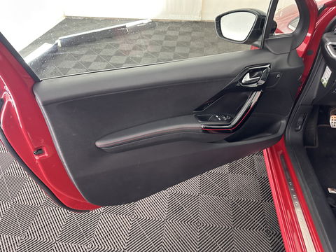 Peugeot 208 1.6 BlueHDi GT-line *PANO | 1/LEATHER | JBL-SOUND | SPORT-SEATS | NAVI-FULLMAP | CAMERA | DAB+ | 17''ALU*