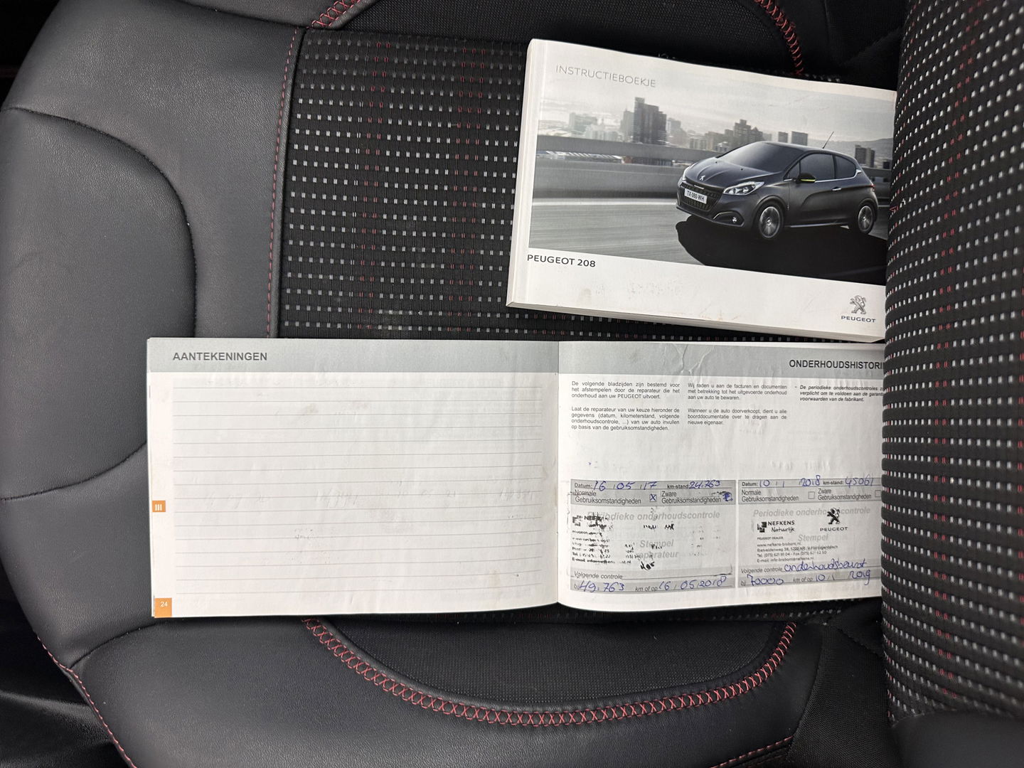 Peugeot 208 1.6 BlueHDi GT-line *PANO | 1/LEATHER | JBL-SOUND | SPORT-SEATS | NAVI-FULLMAP | CAMERA | DAB+ | 17''ALU*