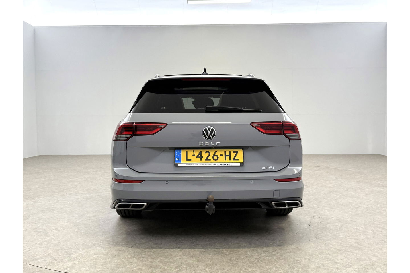 Volkswagen Golf 1.5 eTSI R-Line DSG 143PK ACC Carplay LED Pano Sfeer Camera Clima Trekhaak Navi PDC 17"LMV