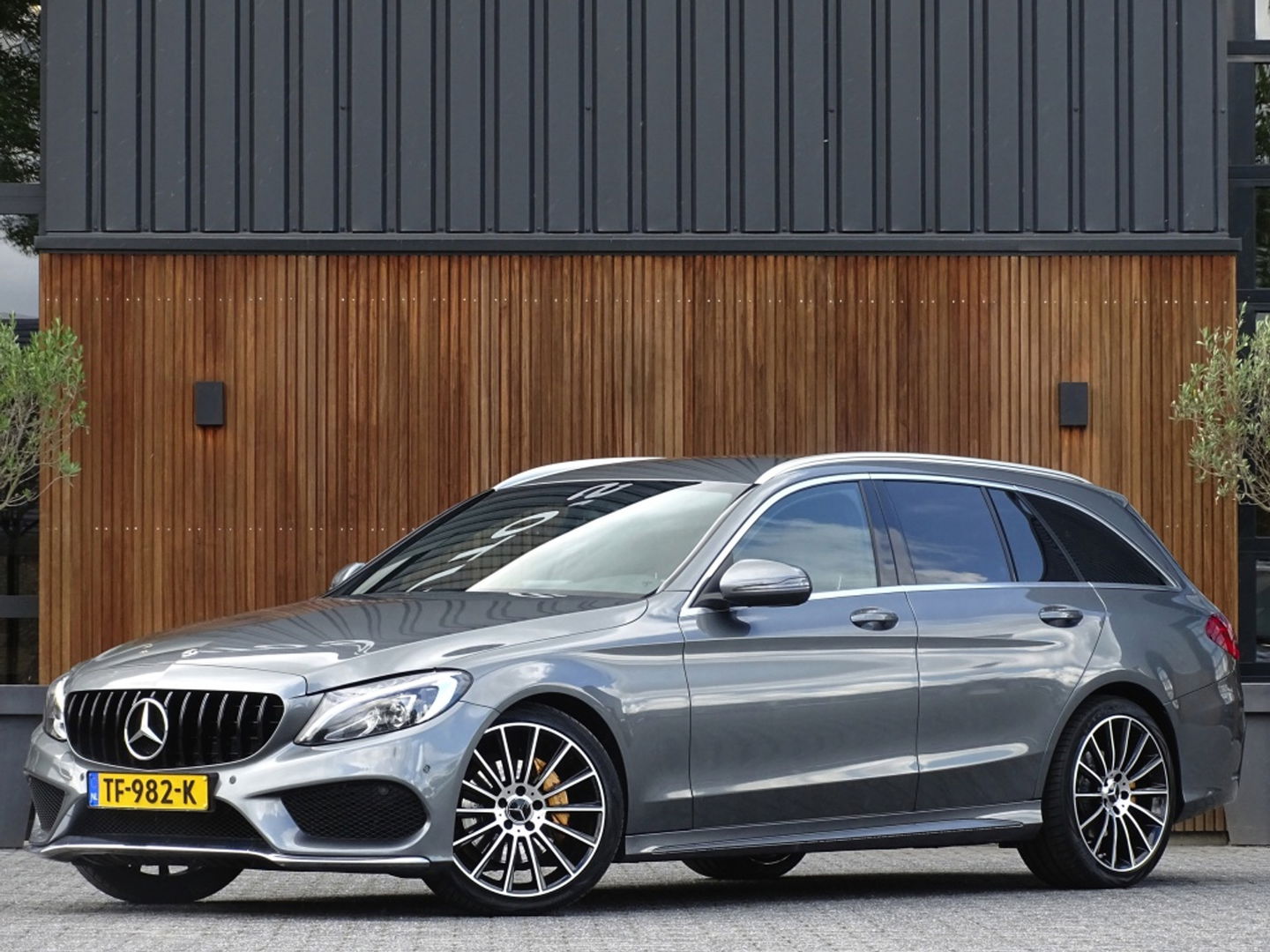 Mercedes-Benz C-Klasse Estate 180 AMG Sport / C43 AMG ed. / LED *NAP*