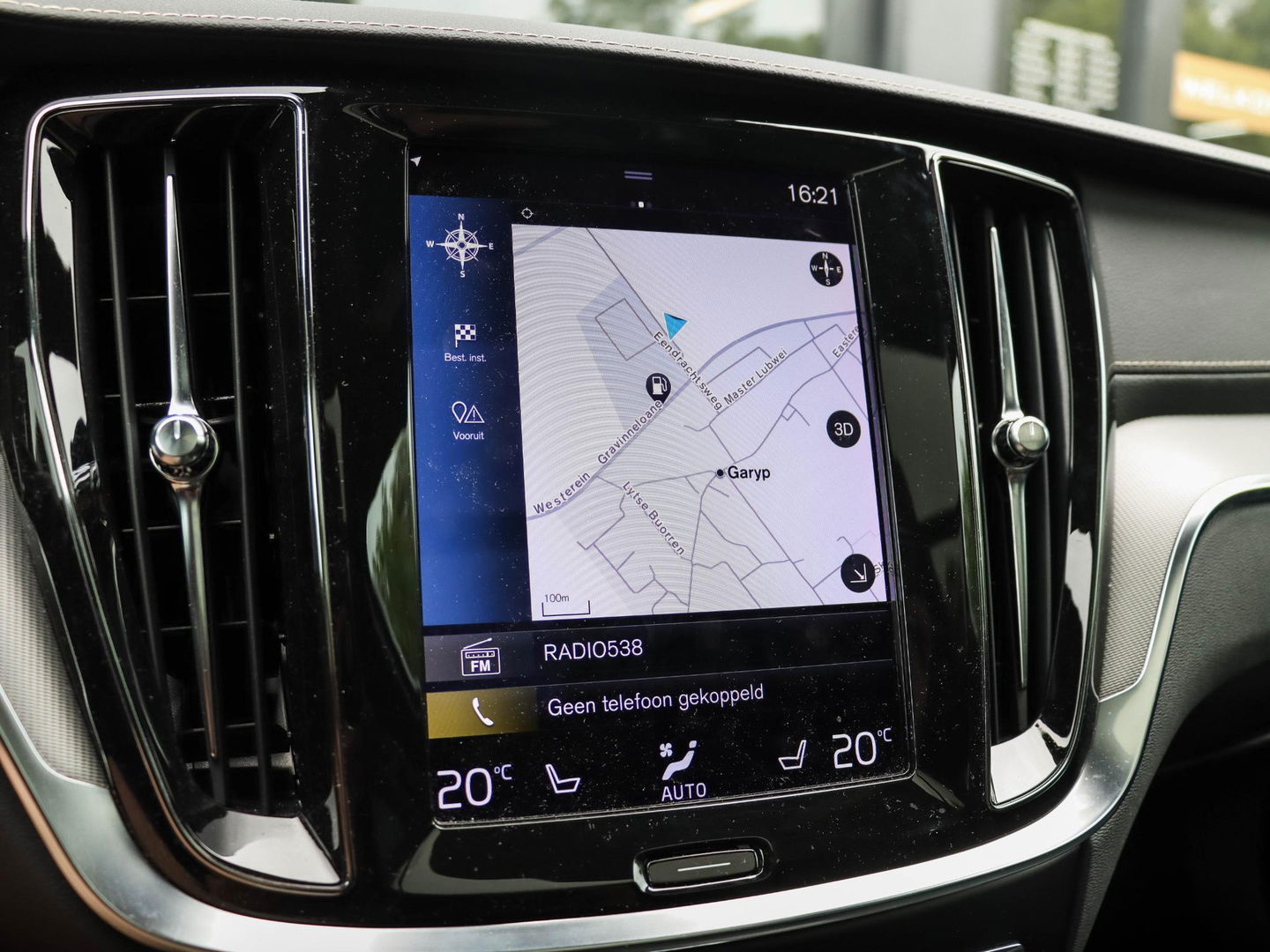 Volvo V60 2.0 T6 Recharge AWD R-Design