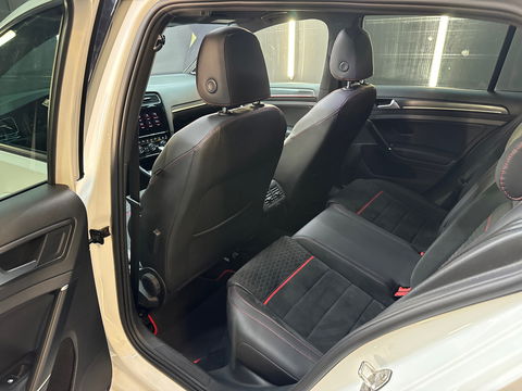 Volkswagen Golf 2.0 TSI GTI Pano|Key|Dyna|Discover Pro|DCC