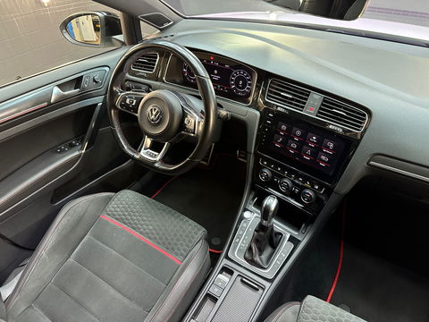 Volkswagen Golf 2.0 TSI GTI Pano|Key|Dyna|Discover Pro|DCC