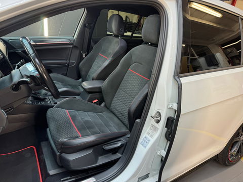 Volkswagen Golf 2.0 TSI GTI Pano|Key|Dyna|Discover Pro|DCC