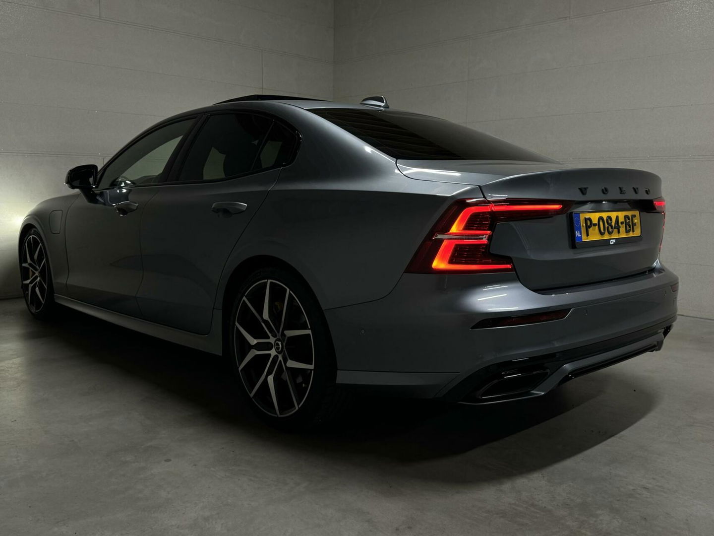 Volvo S60 2.0 T8 AWD Polestar Engineered B&W Pano Trekh. 360° Autopilot
