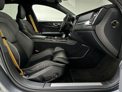 Volvo S60 2.0 T8 AWD Polestar Engineered B&W Pano Trekh. 360° Autopilot