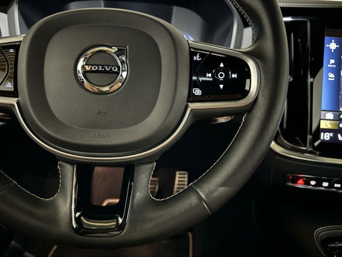 Volvo S60 2.0 T8 AWD Polestar Engineered B&W Pano Trekh. 360° Autopilot