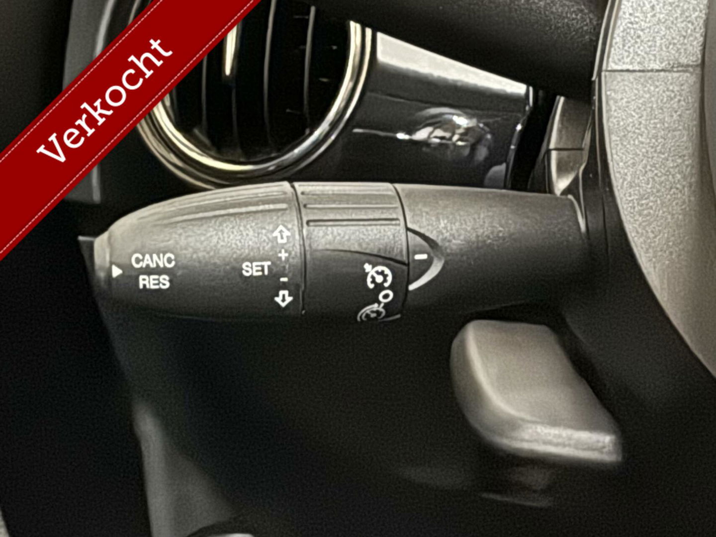 Fiat 500 0.9 TwinAir Turbo Lounge Pano Carplay Cruise NAP