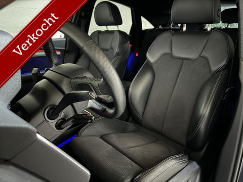 Audi Q5 Sportback 55 TFSI e BlackEdition S-Line Luchtvering Sfeer. Carplay