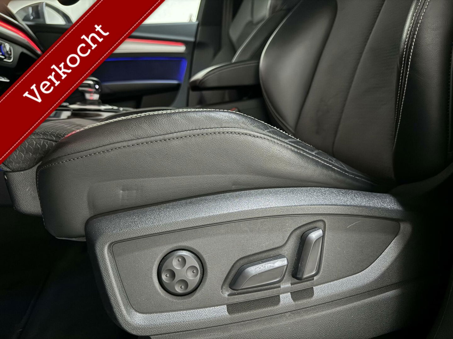 Audi Q5 Sportback 55 TFSI e BlackEdition S-Line Luchtvering Sfeer. Carplay
