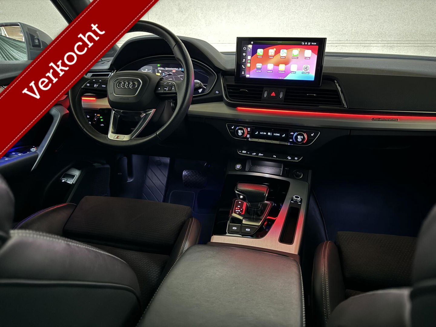 Audi Q5 Sportback 55 TFSI e BlackEdition S-Line Luchtvering Sfeer. Carplay