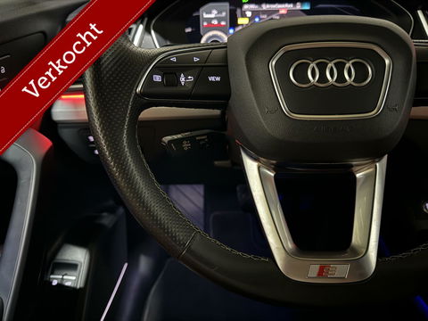 Audi Q5 Sportback 55 TFSI e BlackEdition S-Line Luchtvering Sfeer. Carplay