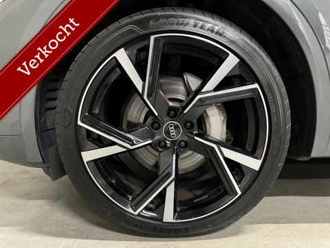 Audi Q5 Sportback 55 TFSI e BlackEdition S-Line Luchtvering Sfeer. Carplay
