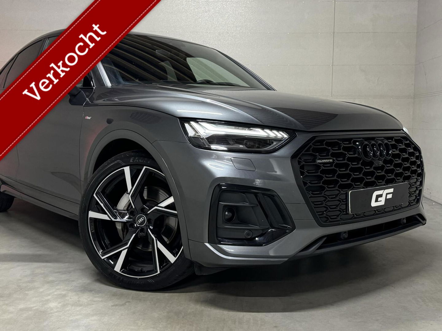 Audi Q5 Sportback 55 TFSI e BlackEdition S-Line Luchtvering Sfeer. Carplay