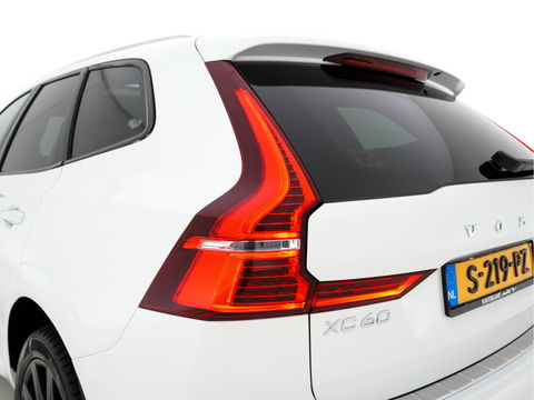 Volvo XC60 2.0 T8 Twin Engine AWD Momentum Aut. *PANO | 1/2LEATHER | FULL-LED | BLIND-SPOT | SPORT-SEATS | DIGI-COCKPIT | CAMERA | NAVI-FULLMAP | 20''ALU | TOWBAR*