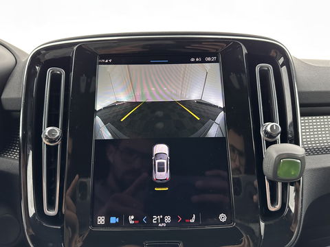 Volvo XC40 Recharge P8 AWD R-Design [ 3-Fase ] (INCL-BTW) *DIGI-COCKPIT | FULL-LED | PREMIUM-AUDIO | TOP-VIEW | APP.CONNECT | NAVI-FULLMAP | ALCANTARA-LEATHER | ECC | PDC | SPORT-SEATS | 19''ALU *