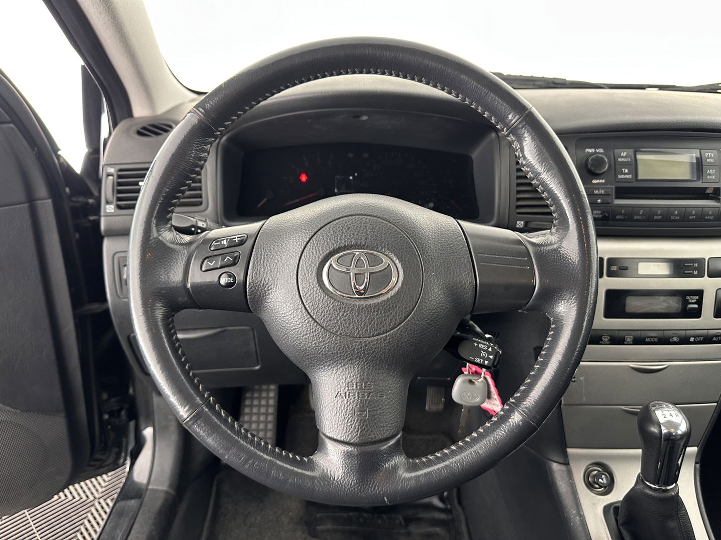 Toyota Corolla 1.6 VVT-i Anniversary *AIRCO | COMFORT-SEATS | PDC | TOWBAR*