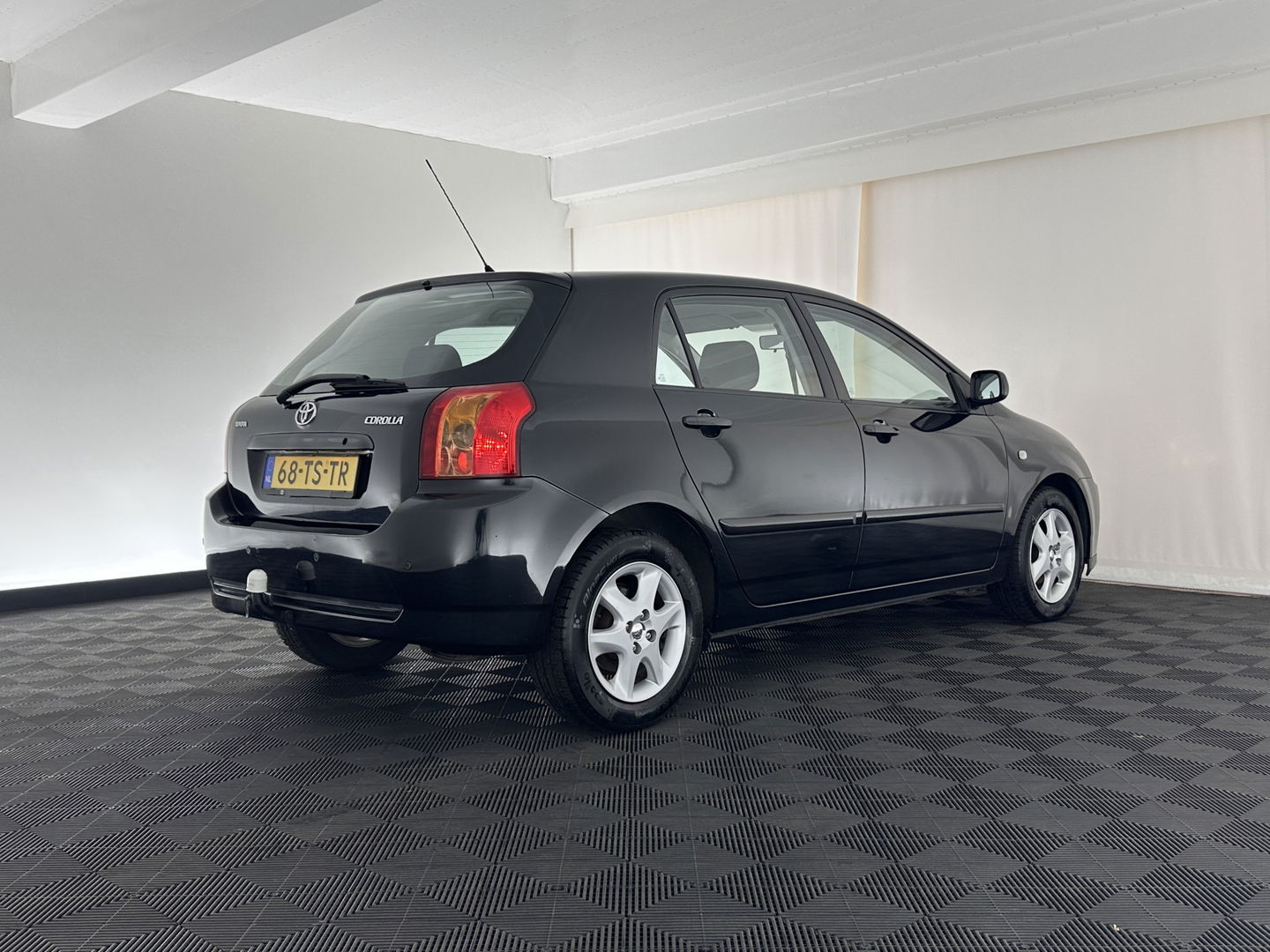 Toyota Corolla 1.6 VVT-i Anniversary *AIRCO | COMFORT-SEATS | PDC | TOWBAR*
