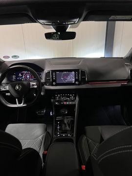 Škoda Karoq 1.5 TSI Sportline Virtual Pano Trekhaak sfeerver