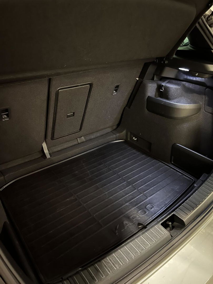 Škoda Karoq 1.5 TSI Sportline Virtual Pano Trekhaak sfeerver
