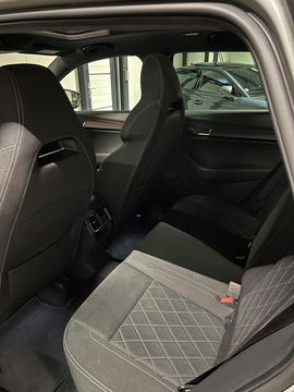 Škoda Karoq 1.5 TSI Sportline Virtual Pano Trekhaak sfeerver