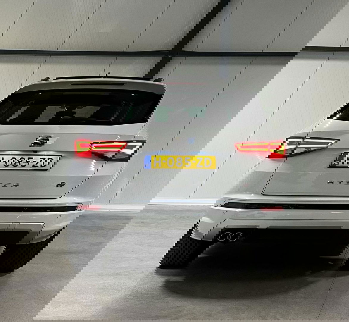 SEAT Ateca 1.5 TSI FR 150PK Pano Virtual Sfeer Camera NAP
