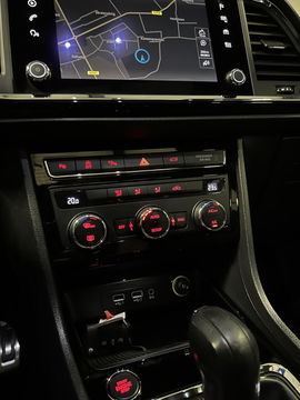 SEAT Ateca 1.5 TSI FR 150PK Pano Virtual Sfeer Camera NAP