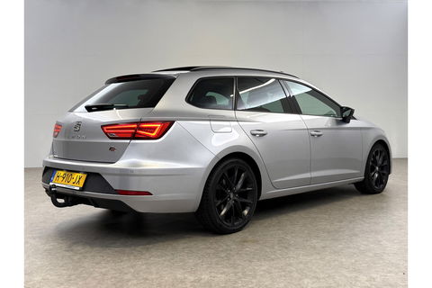 SEAT Leon 1.5 TSI 150PK FR Ultimate Edition Pano Sfeer beats audio Trekhaak LED Camera Carplay Virtual Cilima Cruise Navi PDC 18''LMV
