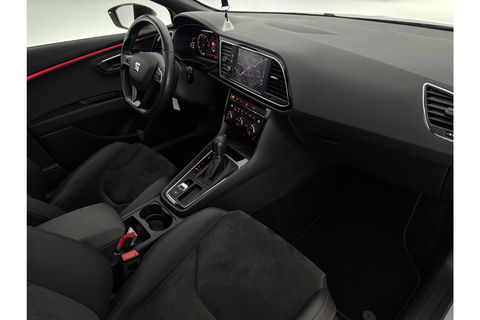 SEAT Leon 1.5 TSI 150PK FR Ultimate Edition Pano Sfeer beats audio Trekhaak LED Camera Carplay Virtual Cilima Cruise Navi PDC 18''LMV