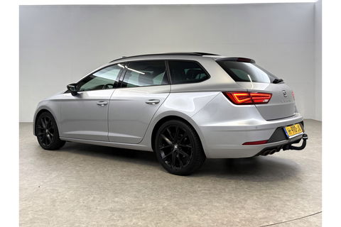 SEAT Leon 1.5 TSI 150PK FR Ultimate Edition Pano Sfeer beats audio Trekhaak LED Camera Carplay Virtual Cilima Cruise Navi PDC 18''LMV