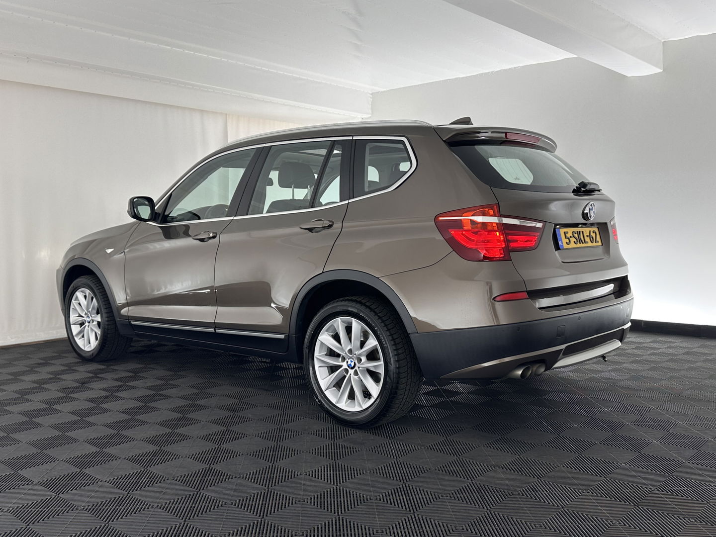 BMW X3 xDrive30d High Executive Aut. *PANO | HEAD-UP | FULL-LEATHER | XENON | MEMORY-PACK | CAMERA | SPORT/HEATED-SEATS | NAVI-FULLMAP | ECC | PDC | CRUISE | 18''ALU | TOWBAR*