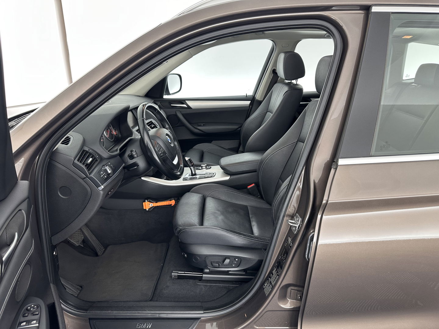 BMW X3 xDrive30d High Executive Aut. *PANO | HEAD-UP | FULL-LEATHER | XENON | MEMORY-PACK | CAMERA | SPORT/HEATED-SEATS | NAVI-FULLMAP | ECC | PDC | CRUISE | 18''ALU | TOWBAR*