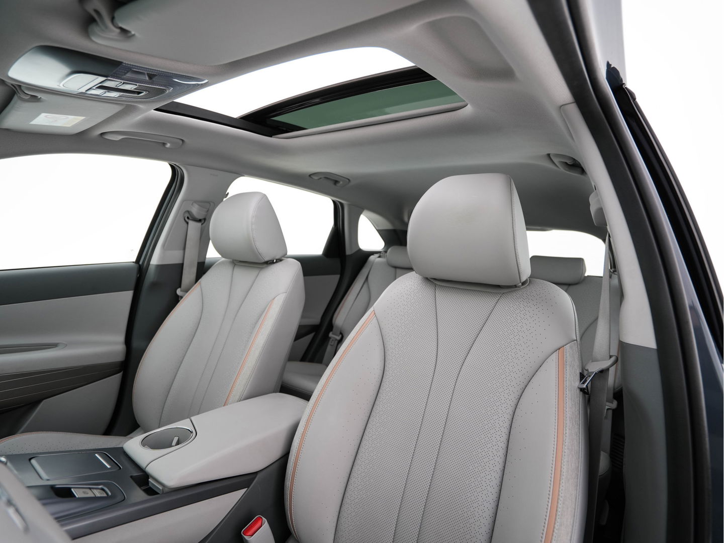 Hyundai NEXO FCEV Plus Pack [ HYDROGENIUM ] (INCL-BTW) Aut. *PANO | LUXURY-LEATHER | NAVI-FULLMAP | ADAPTIVE-CRUISE |  FULL-LED | KEYLESS | DAB |  KRELL-AUDIO | DIGI-WIDESCREEN-COCKPIT | SURROUND-VIEW | SHIFT-PADDLES | COMFORT-SEATS |