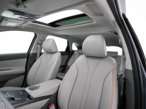 Hyundai NEXO FCEV Plus Pack [ HYDROGENIUM ] (INCL-BTW) Aut. *PANO | LUXURY-LEATHER | NAVI-FULLMAP | ADAPTIVE-CRUISE |  FULL-LED | KEYLESS | DAB |  KRELL-AUDIO | DIGI-WIDESCREEN-COCKPIT | SURROUND-VIEW | SHIFT-PADDLES | COMFORT-SEATS |