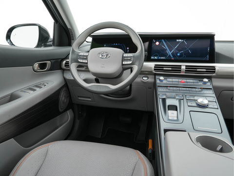 Hyundai NEXO FCEV Plus Pack [ HYDROGENIUM ] (INCL-BTW) Aut. *PANO | LUXURY-LEATHER | NAVI-FULLMAP | ADAPTIVE-CRUISE |  FULL-LED | KEYLESS | DAB |  KRELL-AUDIO | DIGI-WIDESCREEN-COCKPIT | SURROUND-VIEW | SHIFT-PADDLES | COMFORT-SEATS |