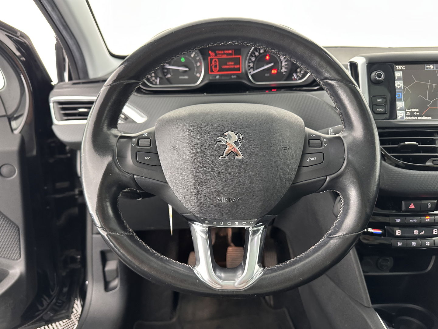Peugeot 208 1.6 BlueHDi Blue Lease Premium *PANO | NAVI-FULLMAP | CAMERA | COMFORT-SEATS | DAB+ | ECC | PDC | CRUISE | 16''ALU | TOWBAR*