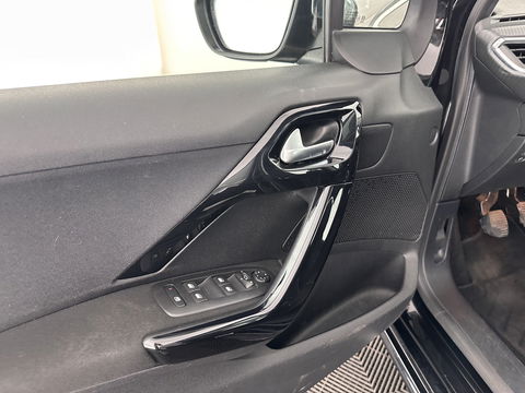 Peugeot 208 1.6 BlueHDi Blue Lease Premium *PANO | NAVI-FULLMAP | CAMERA | COMFORT-SEATS | DAB+ | ECC | PDC | CRUISE | 16''ALU | TOWBAR*