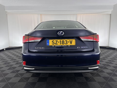 Lexus IS 300h Hybrid Business Line Aut. *PANO | 1/2LEATHER | FULL-LED | NAVI-FULLMAP | COMFORT-SEATS | CAMERA | ECC | PDC | CRUISE | 17''ALU*